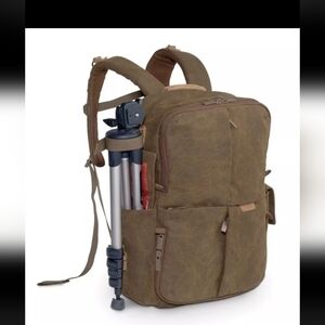 National Geographic Earth Explorers Backpack Traveling Photographers Camera Bag